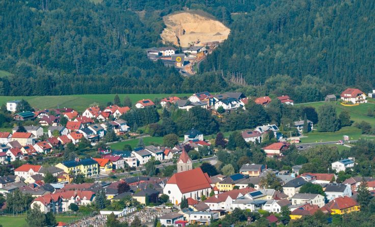 Im Herbst soll mit dem Glasfaserausbau in Tragwein gestartet werden. Foto: Martin Ittensammer