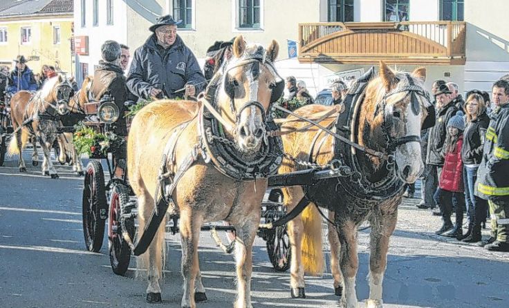 Der Leonhardiritt ist Anziehungspunkt für Zuschauer aus nah und fern. Foto: privat