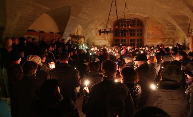 Adventkonzert auf Burg Reichenstein mit der Sing-GesmbH Foto: Andreas Killinger