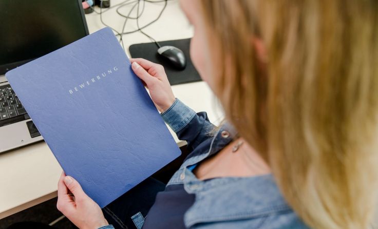 Das Jugendservice steht ab sofort zu den regulären Öffnungszeiten zur Verfügung. Foto: Land OÖ