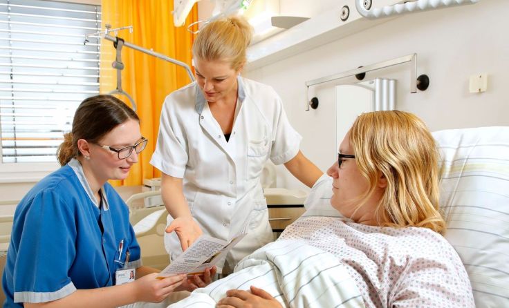 Erstes Online-Info-Event zur Ausbildung an den Gesundheits- und Krankenpflegeschulen. Foto: OÖG