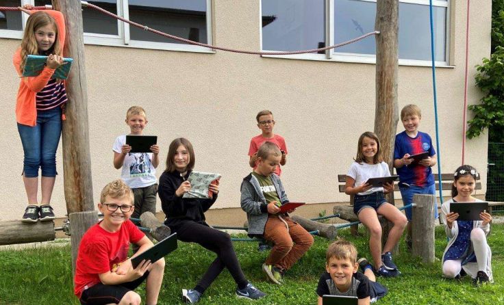 Die Waldburger Volksschüler können nun iPads zum Lernen verwenden. Foto: privat