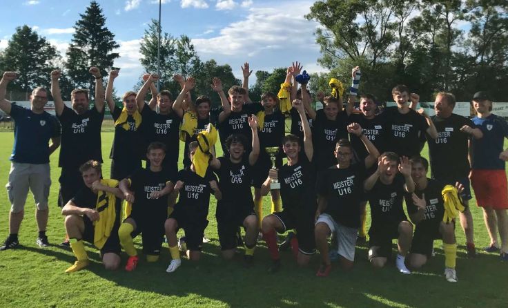 Die SPG Windhaag/Leopoldschlag holte sich den U16-Meistertitel. Fotos: privat