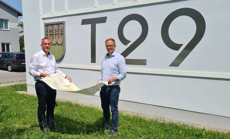 Bgm. Fritz Robeischl (r.) und Vize-Bgm. Werner Philipp Foto: Stadtgemeinde Pregarten
