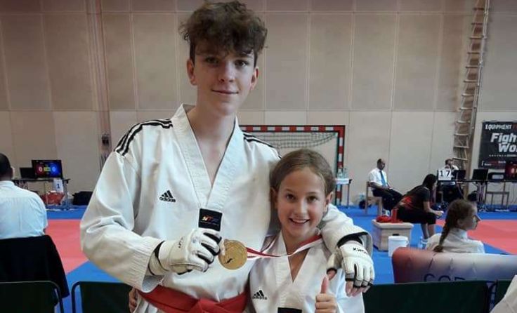 Amelie Stampfl mit Coach Benedikt Fotos: Jochen Stampfl