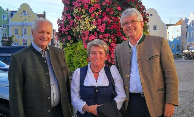 Stelzhamerbund-Mitglieder Herbert Köppl, Leopoldine Wurz und Karl Hackl (Foto: M. Hackl)