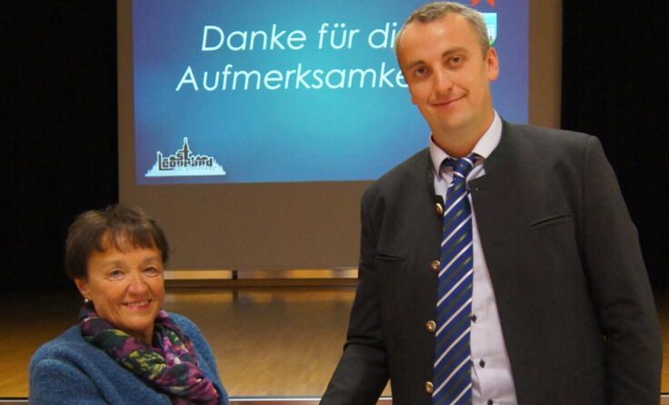 Bezirkshauptfrau Andra Außerweger und Bgm. Andreas Derntl (Foto: Gemeinde St. Leonhard)
