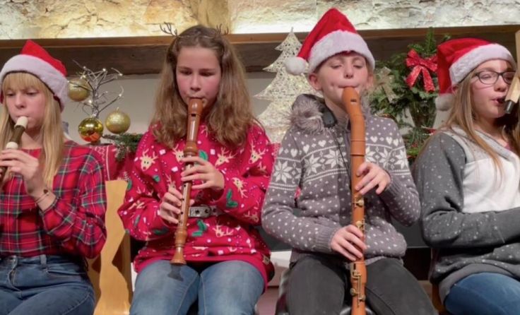 Musikalischer Adventkalender der LMS Freistadt (Foto: Brigitte Kalupa)