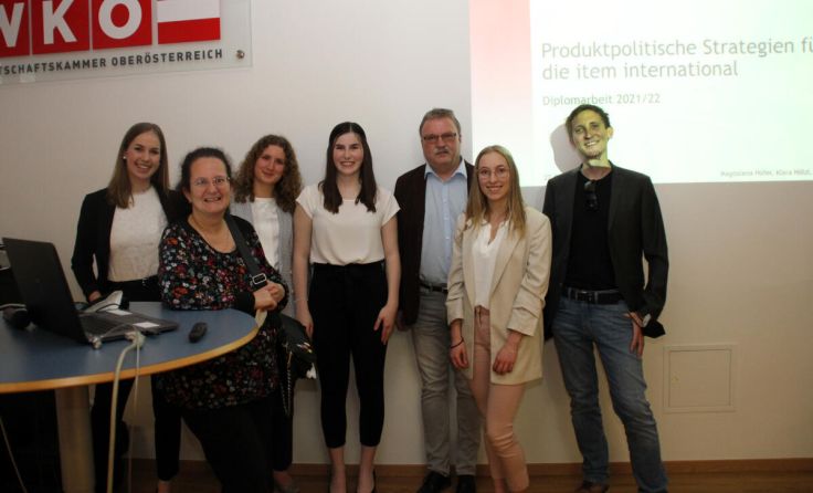 Schüler der Maturaklasse der BHAK stellten ihre Diplomarbeiten vor. (Foto: BHAK Freistadt)