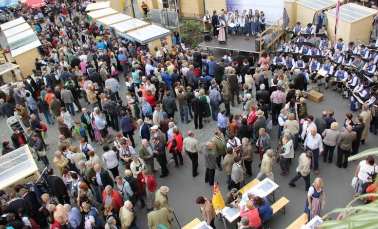 Am 1. Mai findet wieder der Färbermarkt in Gutau statt. (Foto: Färbermuseum/Atteneder)
