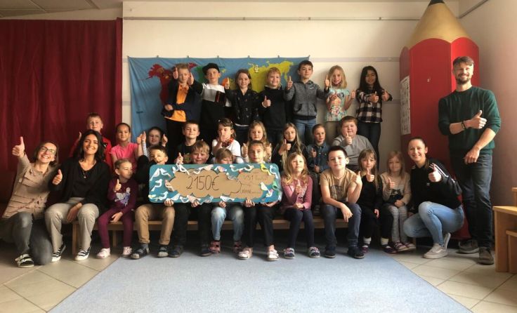 Schüler der VS 1 Freistadt „erbastelten“ 2.150 Euro Spendengelder. (Foto: VS 1 Freistadt)