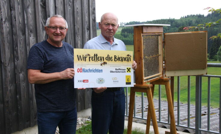 Bürgermeister Franz Xaver Hölzl und Imker-Obmann Franz Stütz (Foto: Franz Xaver Hölzl)