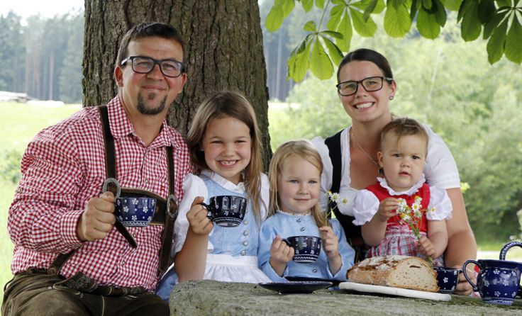 Süßes und Pikantes gibt es beim Bauernfrühstück. (Foto: Carina Pilgerstorfer)
