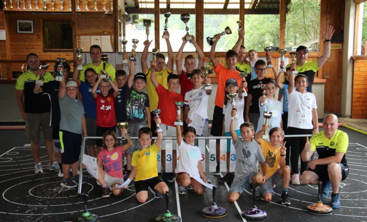 Die jungen Sportler hatten viel Spaß an der Ferienaktion. (Foto: Sektion Stocksport)