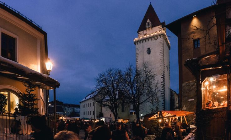 Freistädter Christkindlmarkt im Schlosshof (Foto: Richard Schramm)