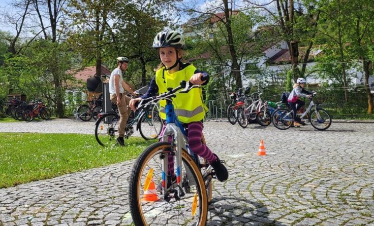 Sicherheit für kleine Radfahrer (Foto: Energiebezirk Freistadt)