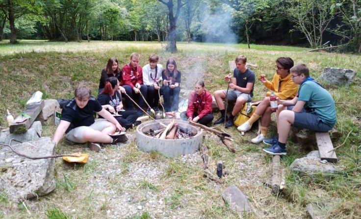 Abschluss-Grillerei im Aisttal (Foto: Pfadfinder Pregarten)