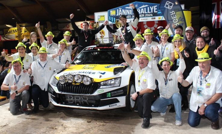 Jubel bei den oö. Transporteuren über den Triumph „ihres“ Michael Lengauer. (Foto: REGA_Bild)