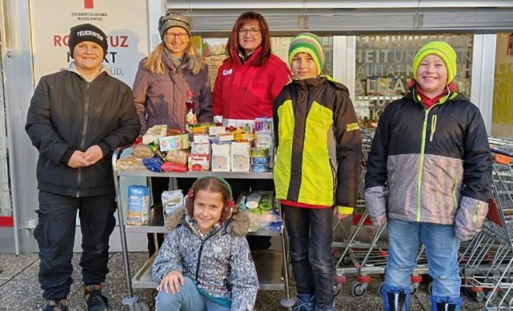 Spende der Volksschulkinder Hagenberg (Foto: privat)