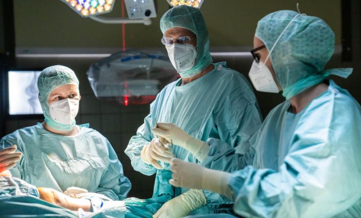 Mehr als 3.300 Operationen werden im Jahr durchgeführt. (Foto: OÖG/Dominik Derflinger)