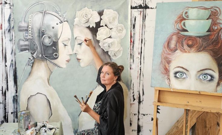 Doris Breuer mit ihrem Bild "bionic kiss" (Foto: privat)