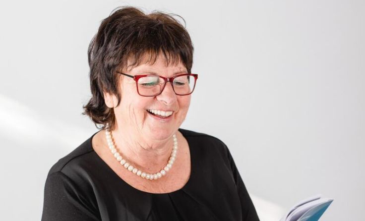 Autorin Elfriede Aufreiter (Foto: Flora Fellner Fotografie)