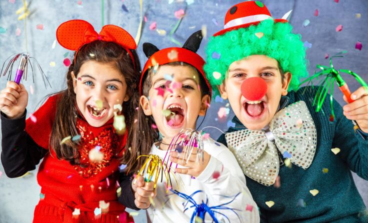 Faschingsveranstaltung für Kinder (Foto: stock.adobe.com/Victor)