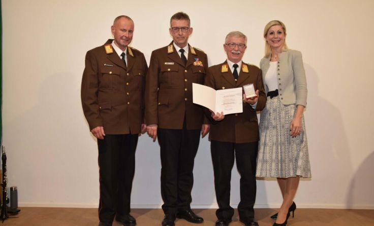 Beim Bezirks-Feuerwehrtag wurden zahlreiche Ehrungen durchgeführt. (Foto: Edith Hinterkörner)