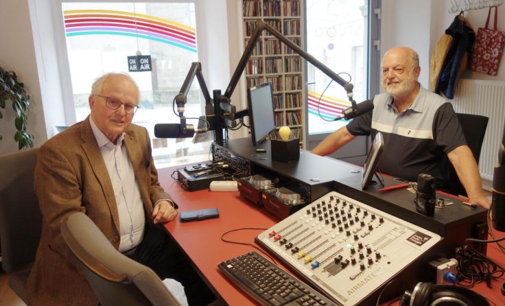 Harald Marschner mit Studiogast Hans Tremesberger (Foto: FRF)