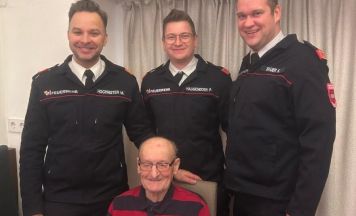 Ältestes Mitglied der Freistädter Feuerwehr feierte 90. Geburtstag