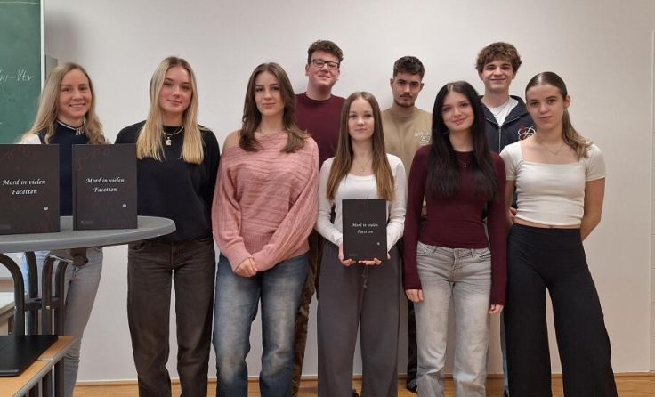 Schüler präsentierten ihr selbst erstelltes Buch (Foto: privat)