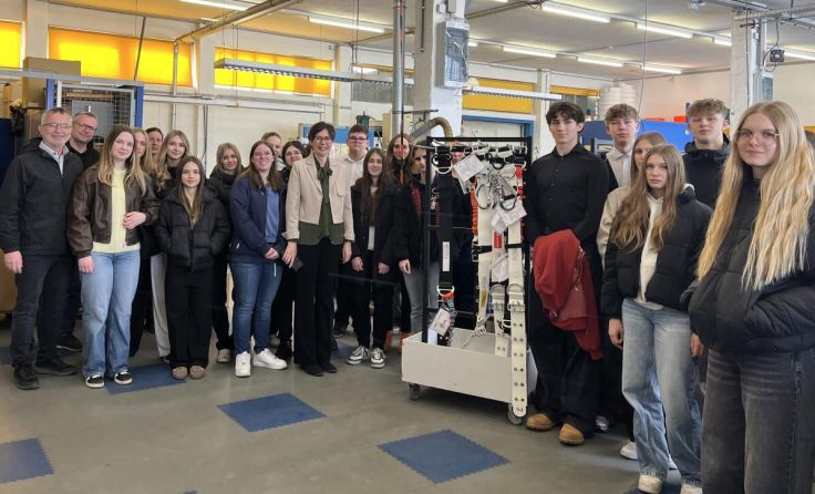 HLK-Schüler zu Besuch bei der Firma A. Haberkorn (Foto: WKO Freistadt)