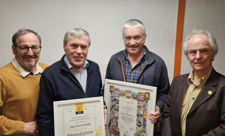 Ehrungen bei der Jahreshauptversammlung der Imker (Foto: privat)