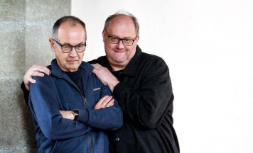 Lainer & Aigner mit „z’fleiß katholisch“ in Freistadt zu Gast