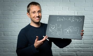 Florian Aigner präsentiert sein neues Buch „Die Wirklichkeit ist auch nicht wahr“ 