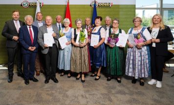 Ehrenzeichen für acht Ehrenamtliche aus dem Bezirk Freistadt 