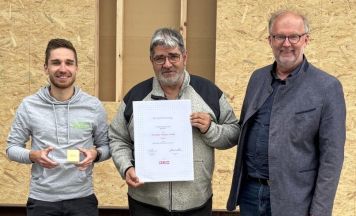 Wirtschaftsmedaille für Wolfinger Holzbau aus Tragwein