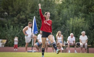 Freistädter Faustballerinnen verteidigen Tabellenführung