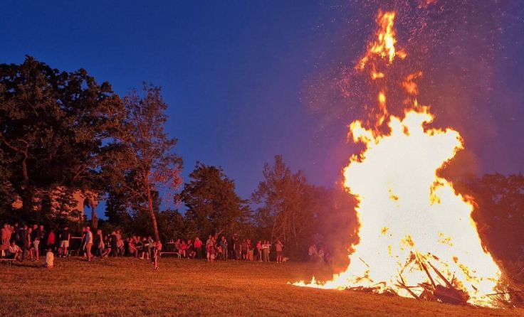Sonnwendfeuer in Neumarkt (Foto: Naturfreunde Neumarkt)