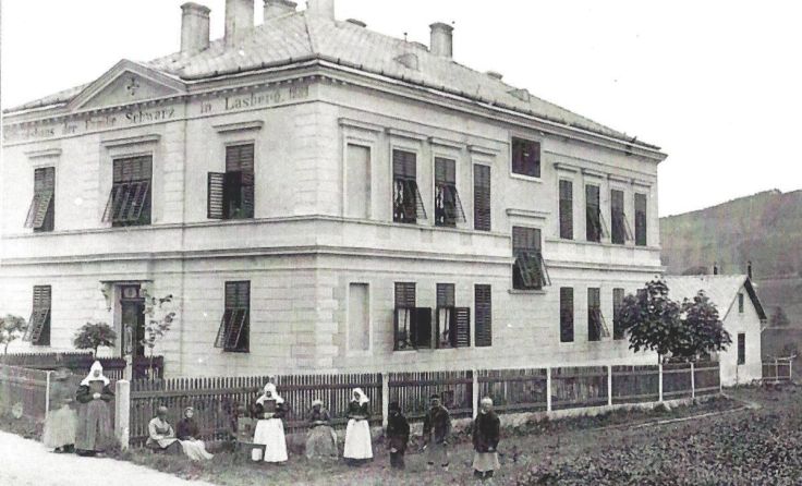 Altes Stiftungshaus (errichtet 1889) (Foto: Digitalen Marktarchiv Lasberg)