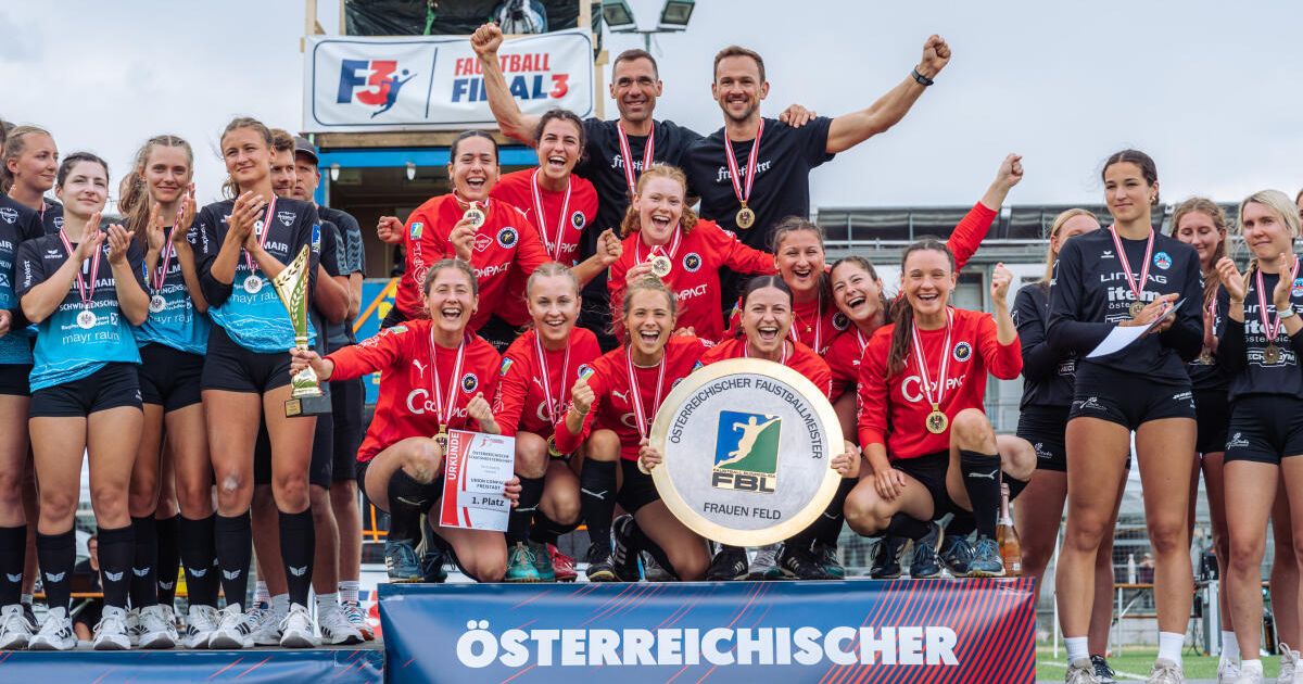 Freistadt women's fistball team wins first field championship title