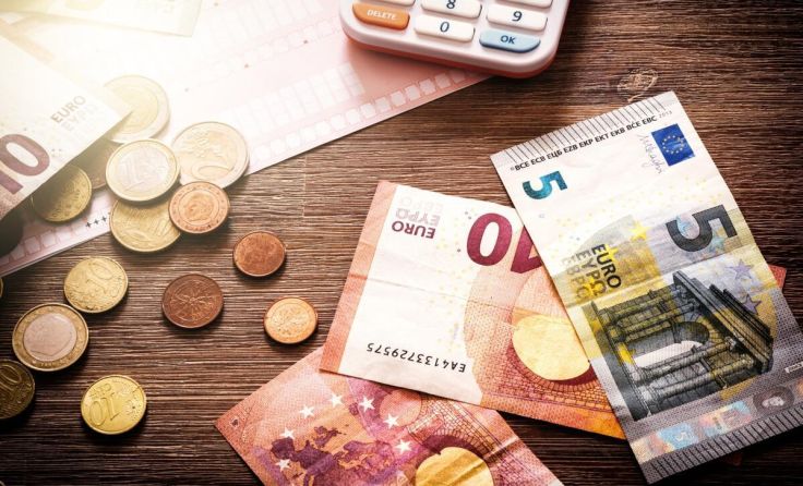 Betrug durch vermeintlichen Bankmitarbeiter (Foto: stock.adobe.com/Symbiot)