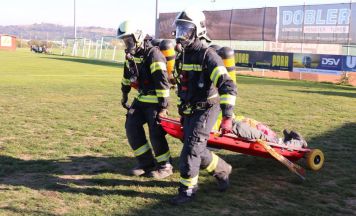 Feuerwehren übten Tunnelbrand-Einsatz in Unterweitersdorf