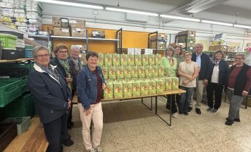 Caritas Neumarkt spendet 300 Liter Bioapfelsaft an Arcade