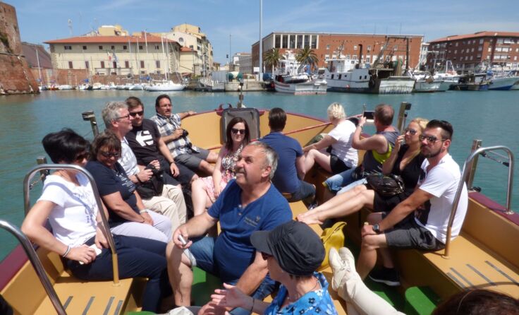 Eine von vielen Attraktionen: eine Schiffsrundfahrt in Livorno. Foto: privat 