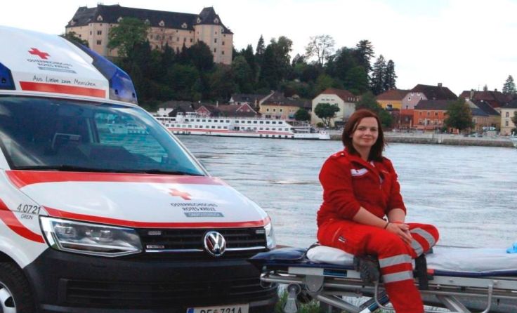 Melanie Schartmüller hat im letzten Jahr 1460 freiwillige Stunden im Rettungsdienst geleistet.
