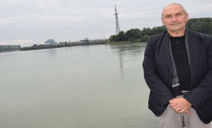 Alfred Stiftinger vor der Donau - Hafeneinfahrt in die Ennsmündung