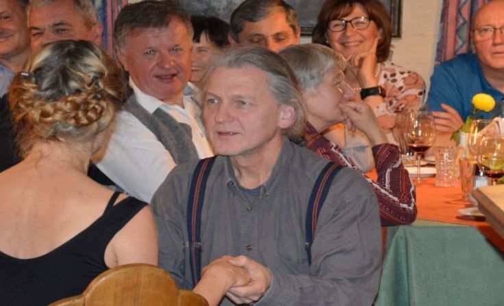 Wirtshaus Operette zum Thema Alleinerzieherin Fotos: Monika Greindl