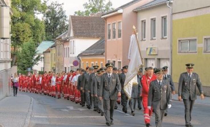 Zuerst wird marschiert, dann wird gefeiert, so will es die Tradition.