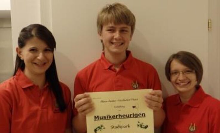 Das Waidhofner Blasorchester lädt zum Musikerheurigen.